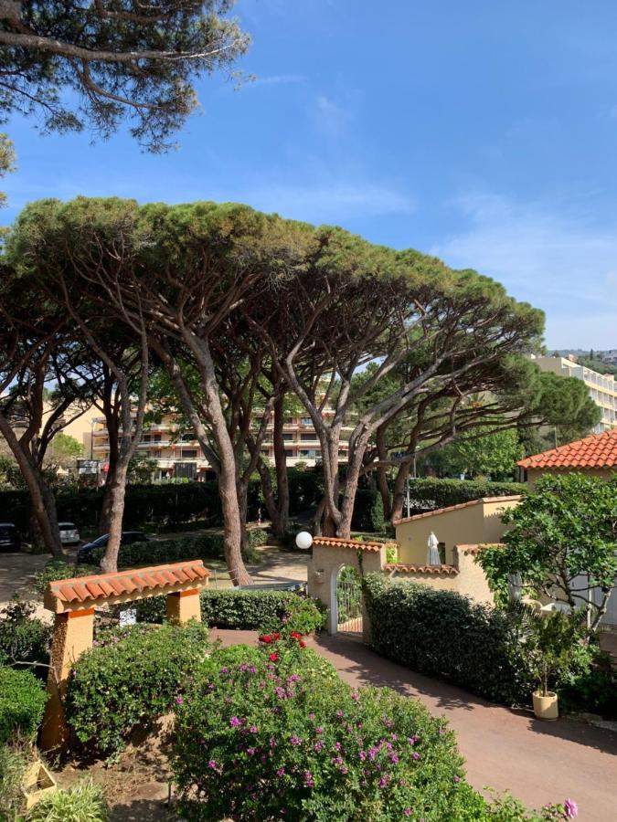 Hotel Beau Rivage ル・ラヴァンドゥー エクステリア 写真